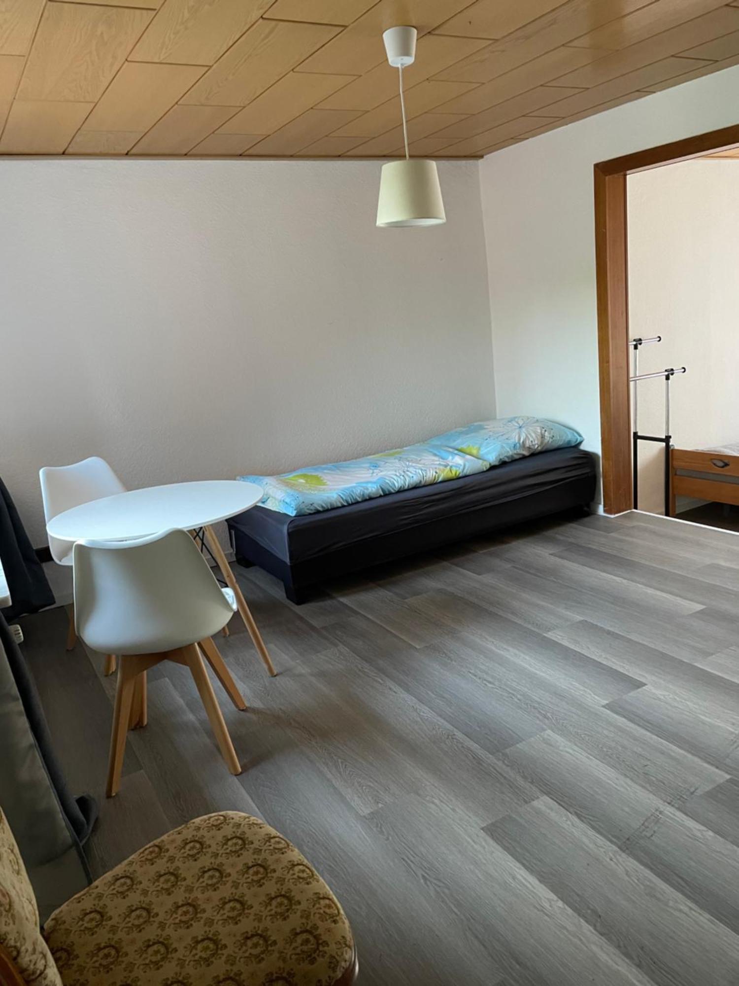 Mikos Unterkunft Hamburg-Harburg Buitenkant foto